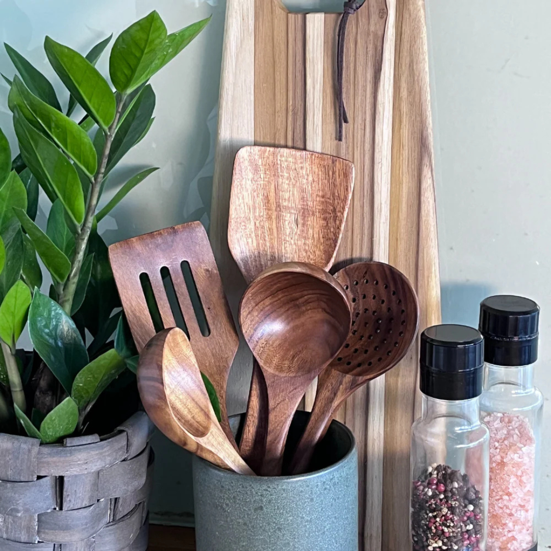 Küchenutensilien-Set aus Walnussholz (5-teilig)